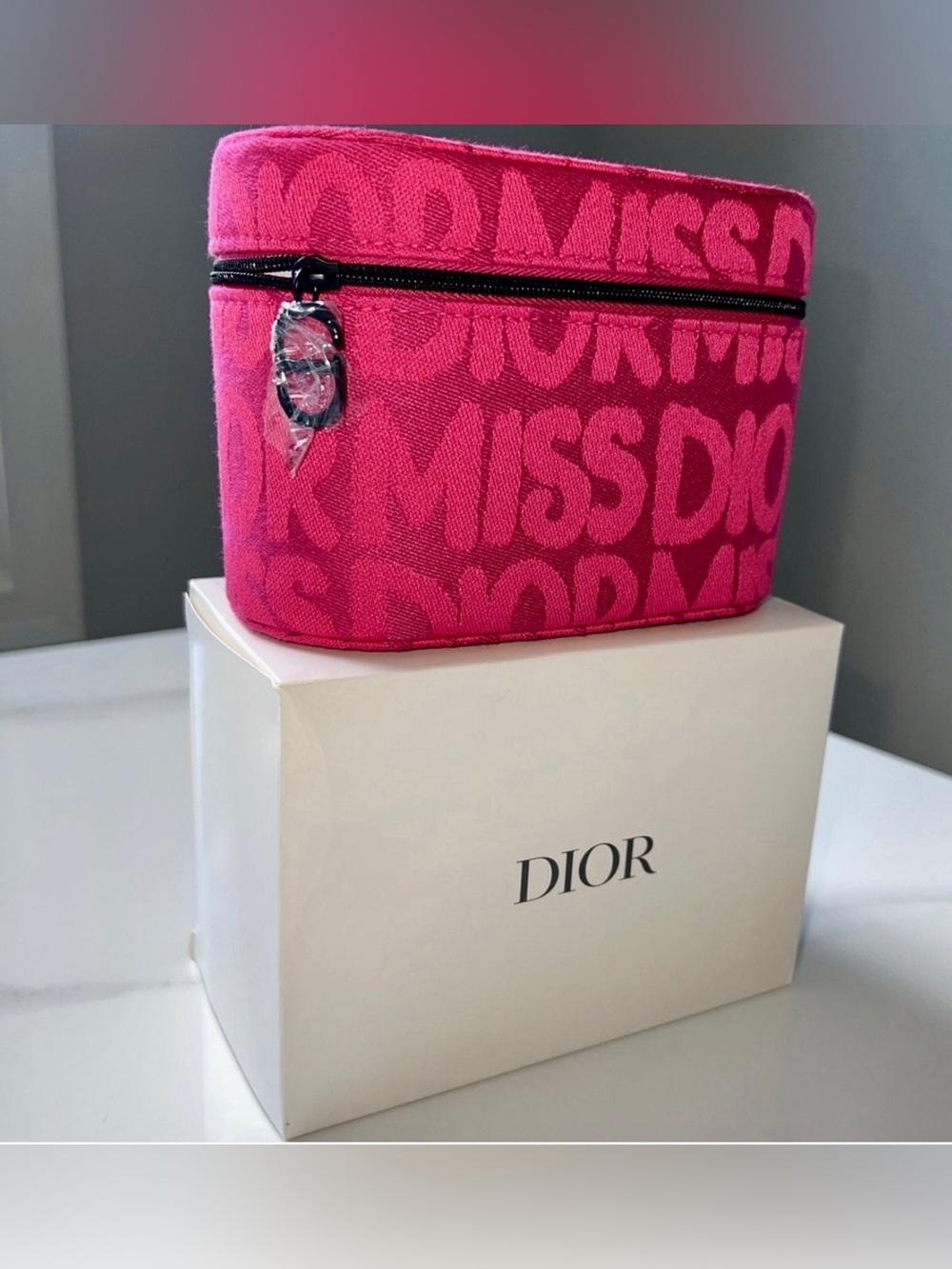 🩷 Dior Pink Logo Vanity Case w/ Original Dior Box
